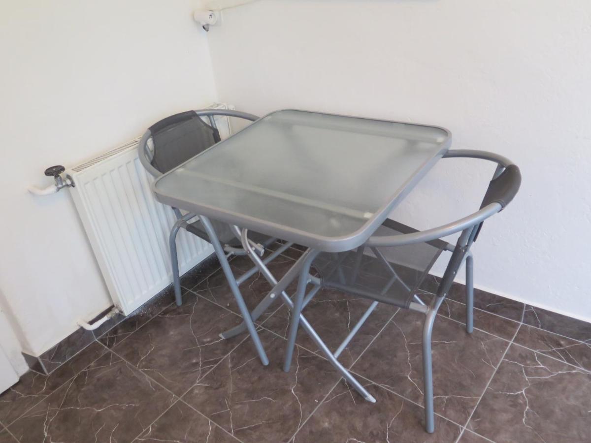 Apartman Hruba Skala Exterior photo